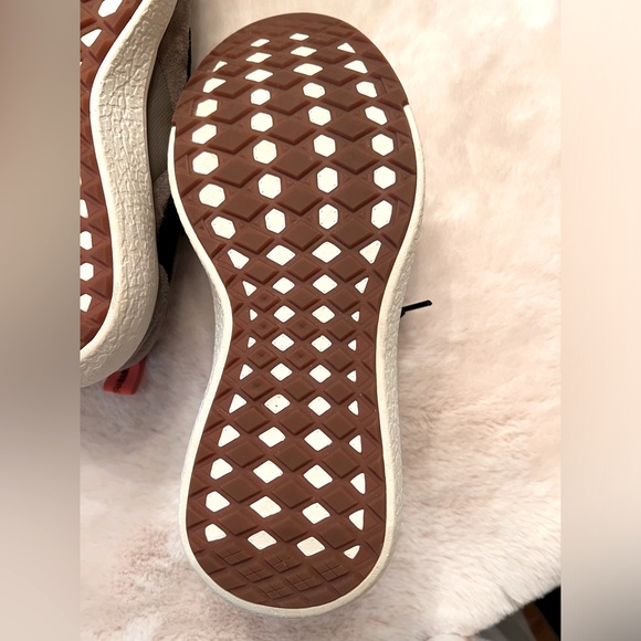 Vans Ultra Cush Kicks - Mens 6, Womens 7.5 - Picture 5 of 8